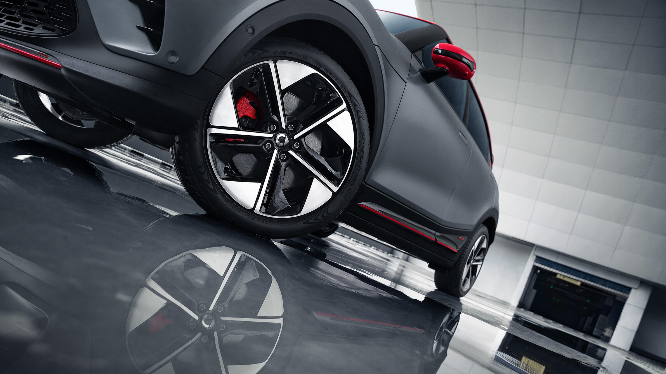 Smart1 Brabus 06 2280X1283