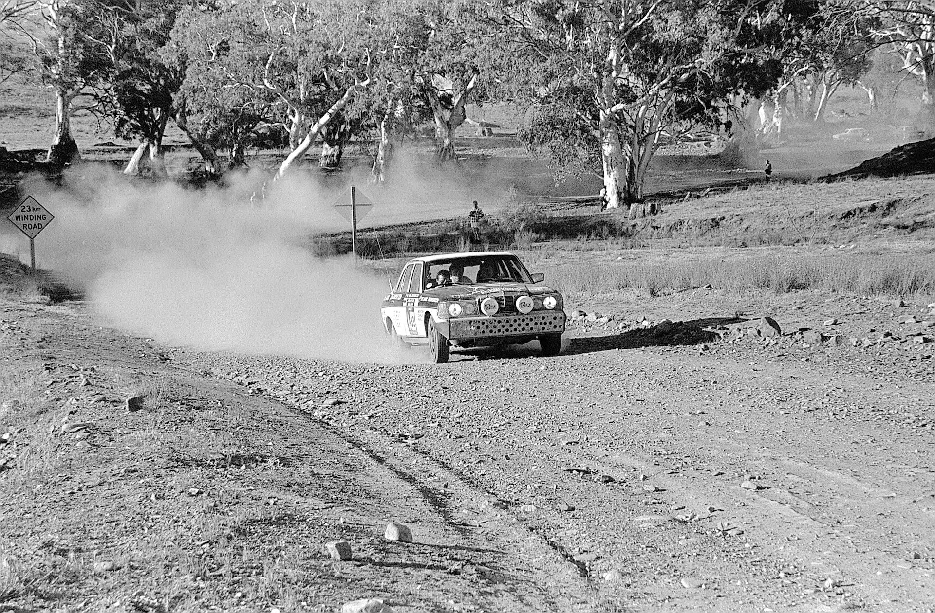 Mercedes Benz W 123 50 Anni Merbag 2