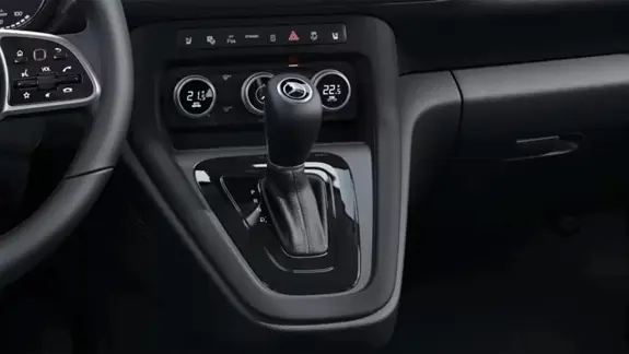 Mercedes Ecitan Touret 5 Mercedes Ecitan Touret 5