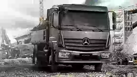 Mercedes Atego 1