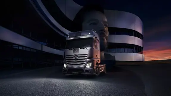 Mercedes Actros L 1 Mercedes Actros L 1