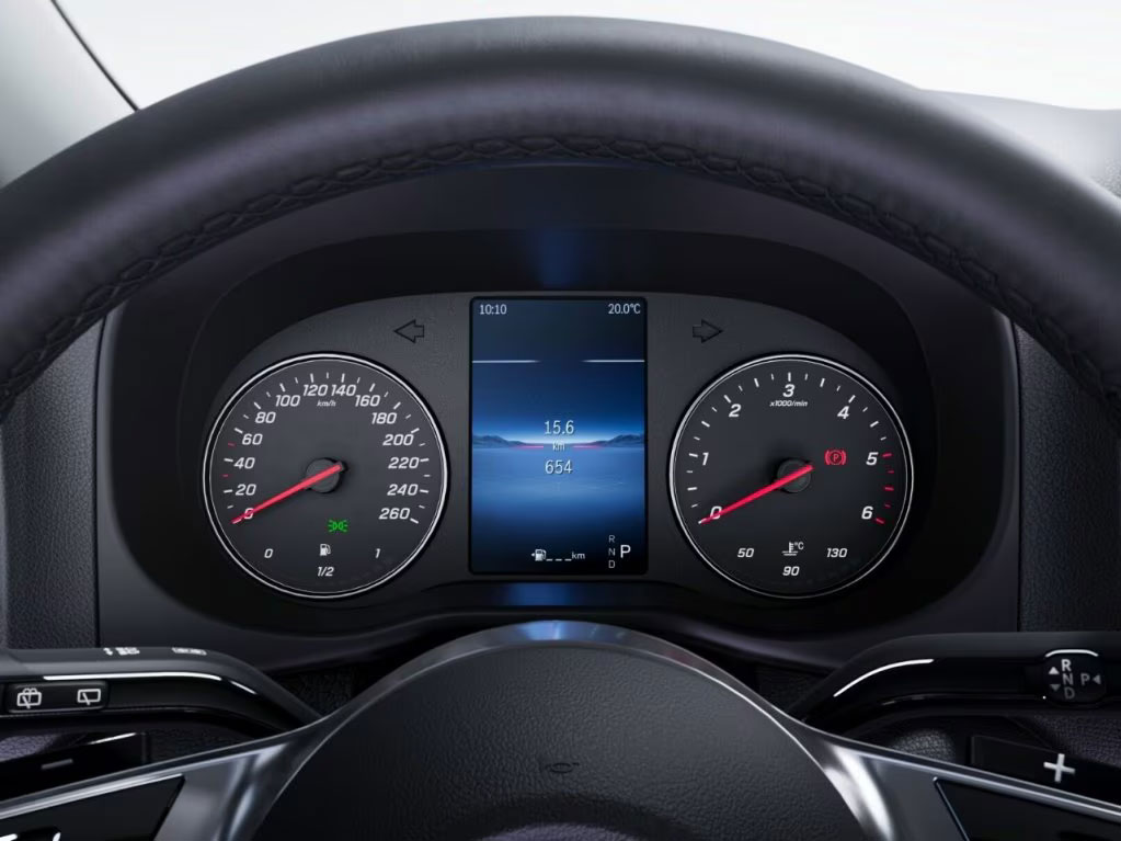 Mercedes Vito Furgone8