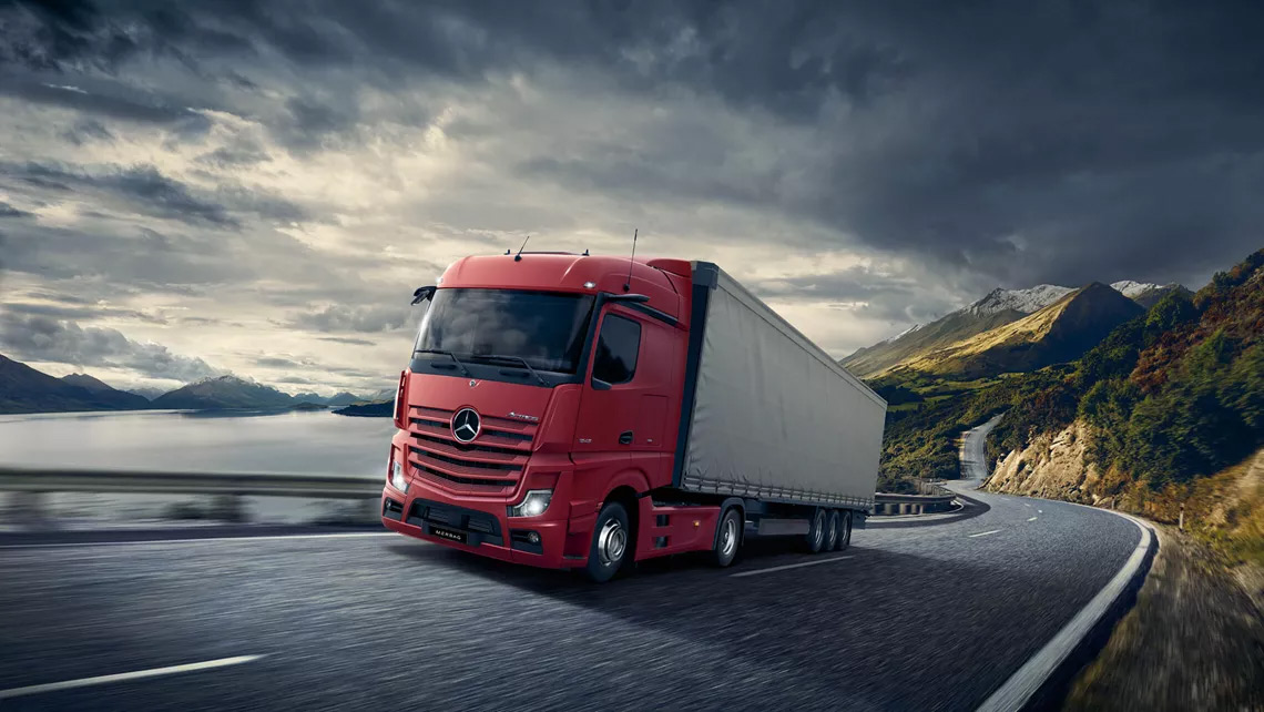 Mercedes Actros 2