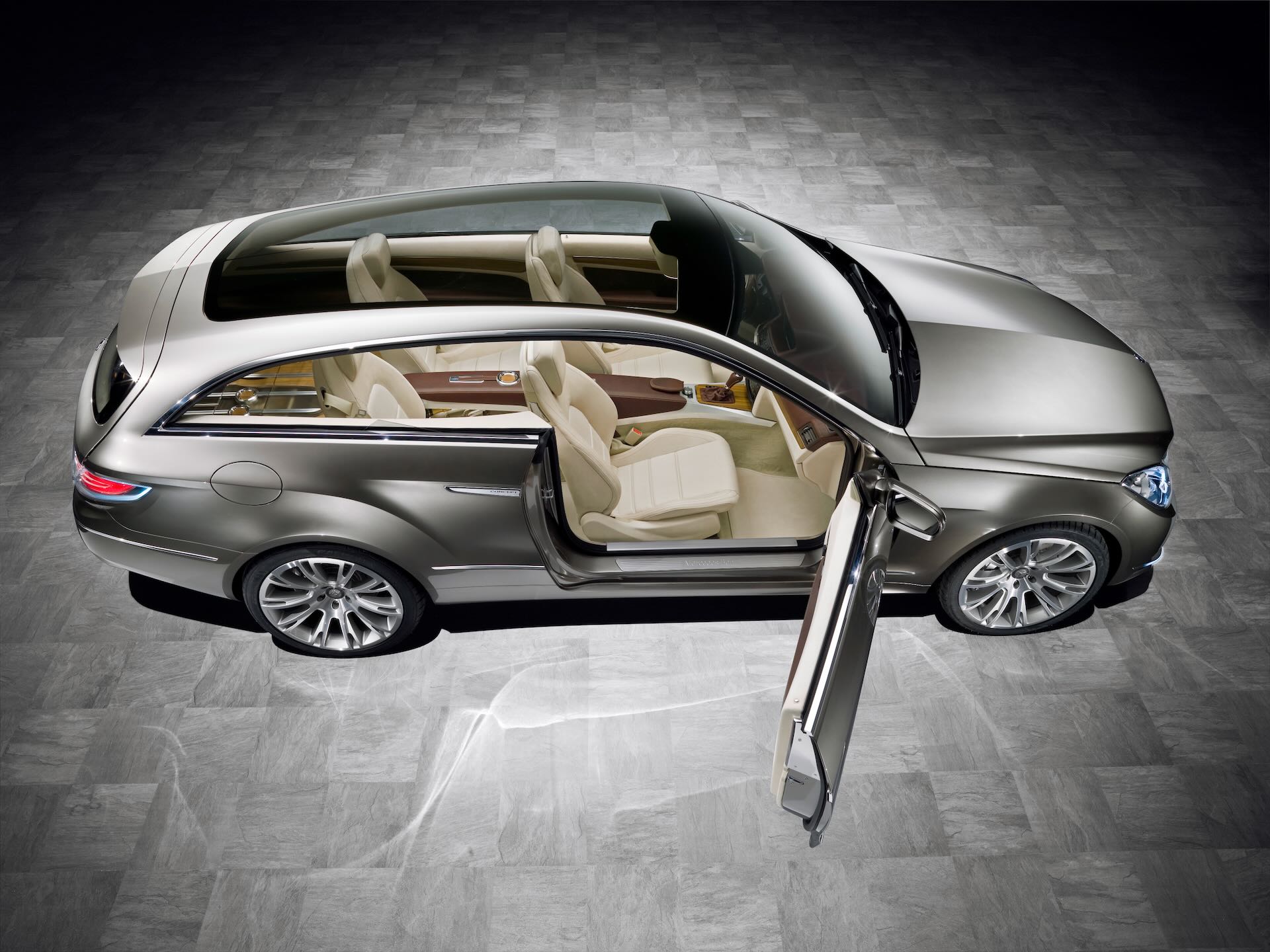 Mercedes Benz Showcar Concept FASCINATION 4