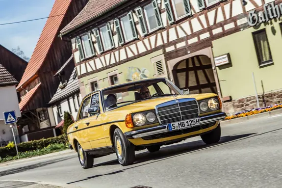 Mercedes Benz W 123 50 Anni Merbag 16 Mercedes Benz W 123 50 Anni Merbag 16