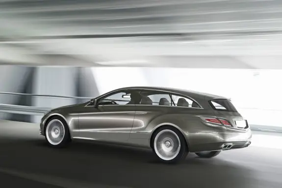 Mercedes Benz Showcar Concept FASCINATION 1 Mercedes Benz Showcar Concept FASCINATION 1