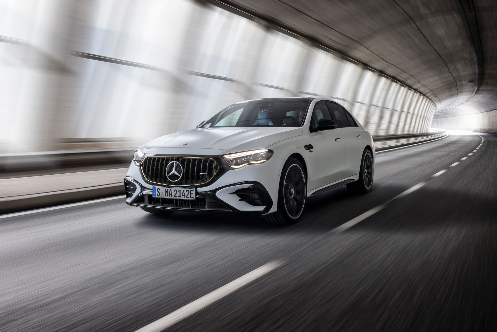 Mercedes Benz E Performance Plug In Hybrid 4