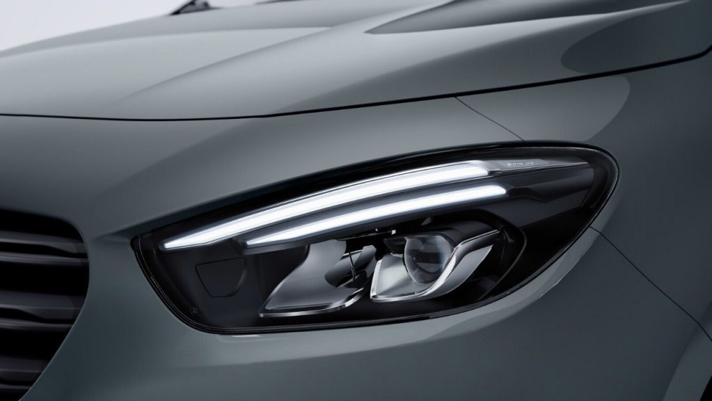 Mercedes Ecitan Touret 7