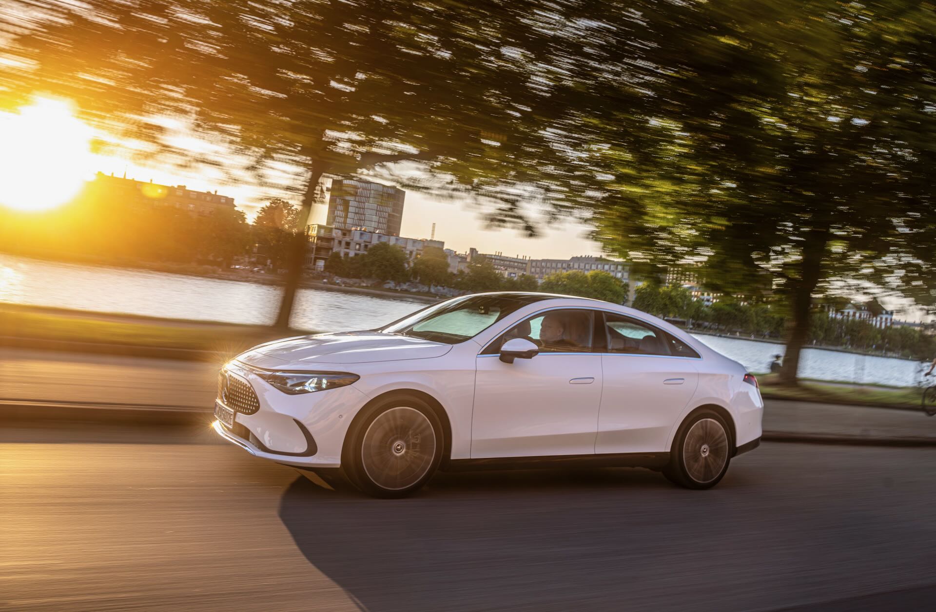 Mercedes Benz CLA EQ 2026 10