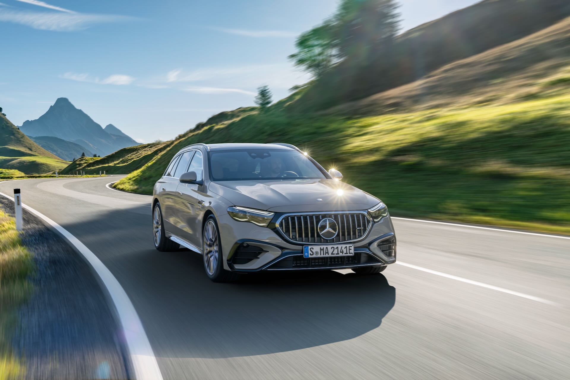 Mercedes Benz E Performance Plug In Hybrid 1